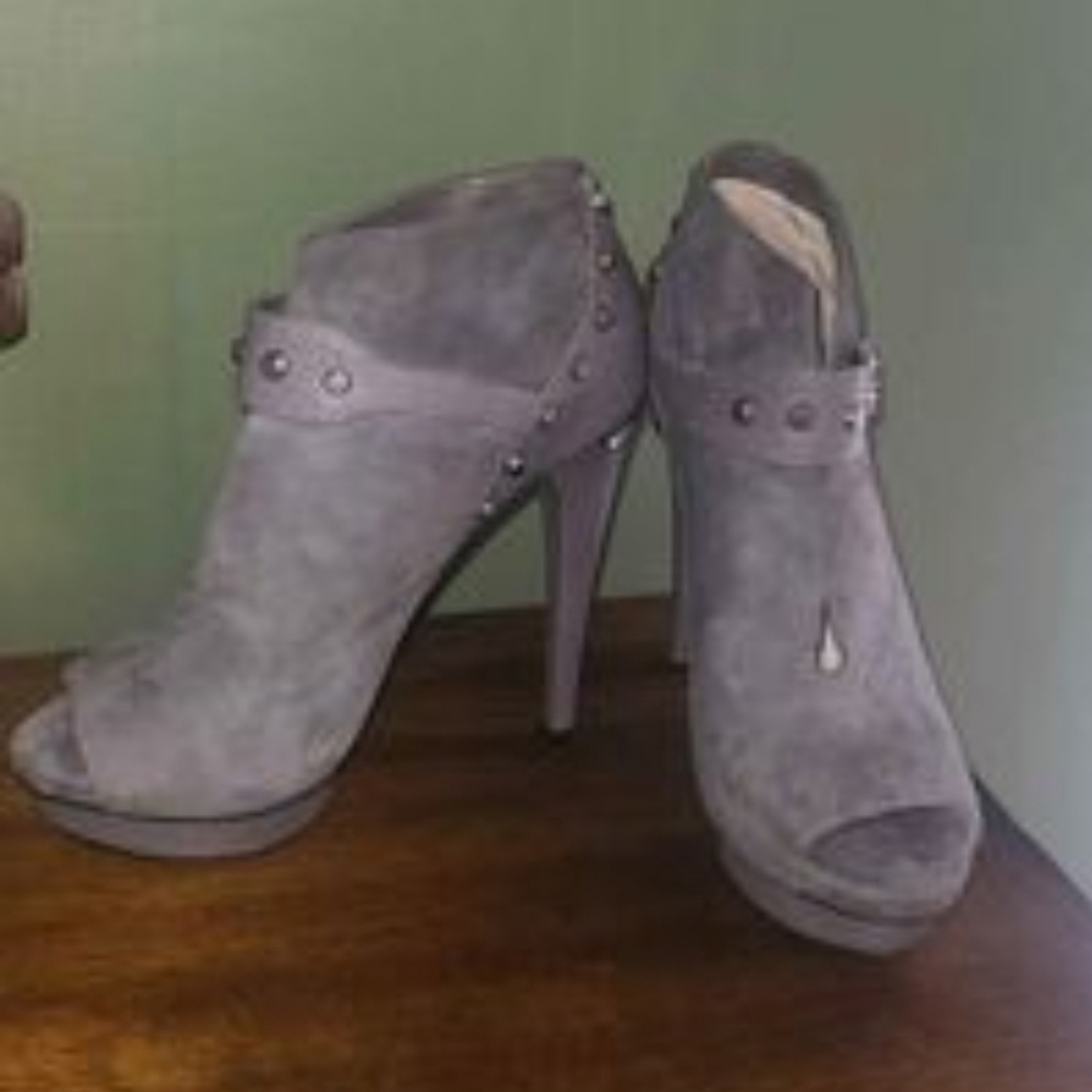 Michael Kors Leather Suede Gray Bootie Size 9